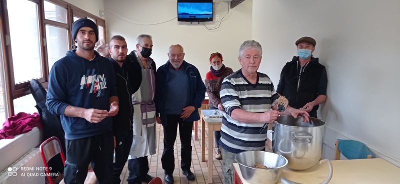 Préparation des gâteaux de noël