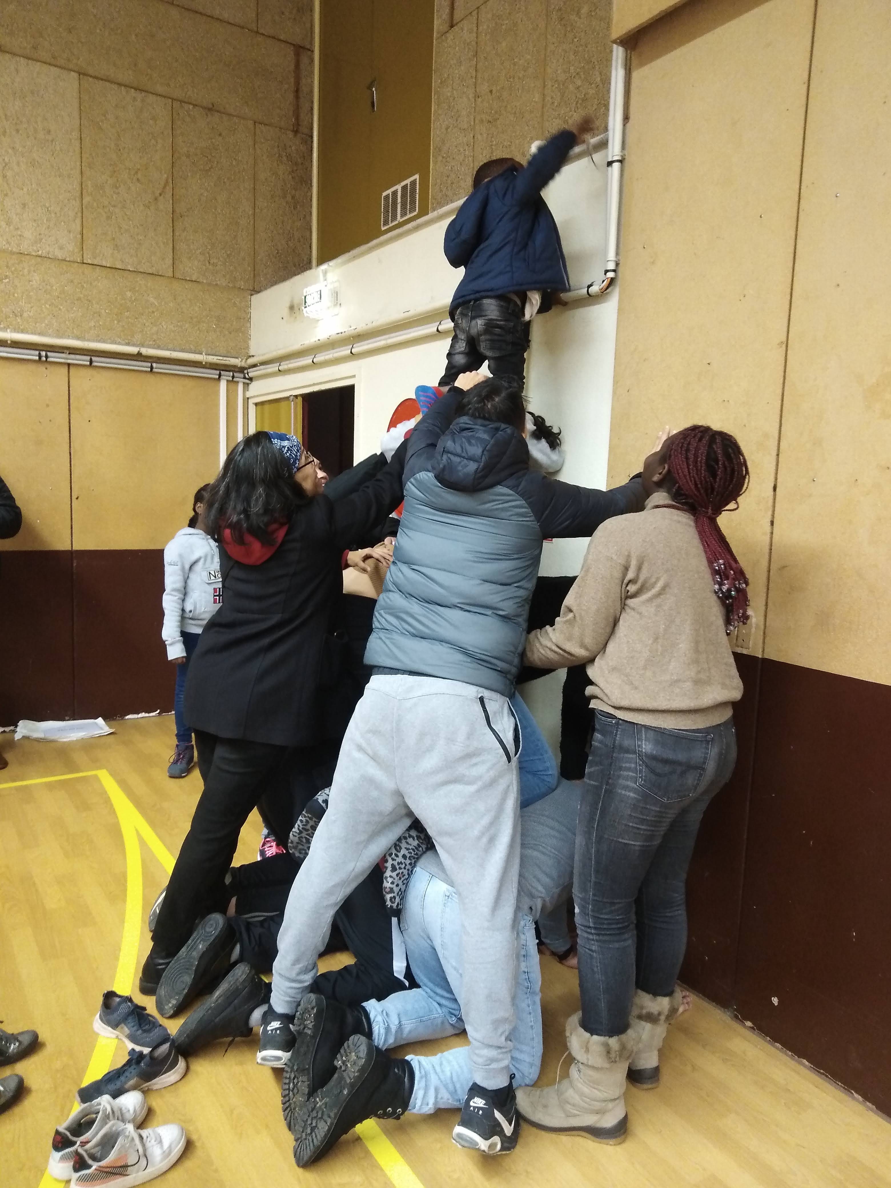 Journée familles au centre de Loisir Léo Lagrange Journée familles au centre de Loisir Léo Lagrange